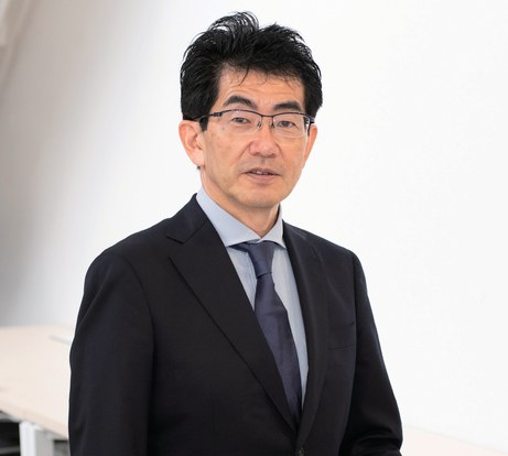 山田岳史先生